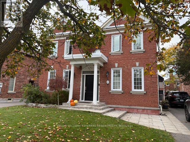 63 Oatlands Crescent, Richmond Hill, ON photo 3