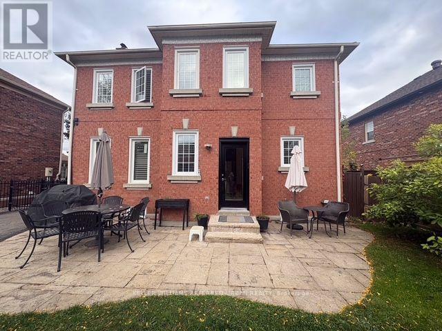 63 Oatlands Crescent, Richmond Hill, ON photo 34