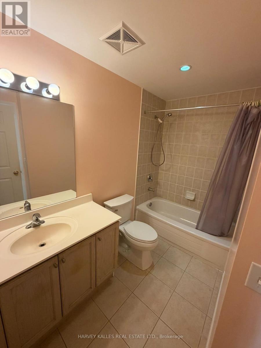 704- 1 Maison Parc Court, Vaughan, ON photo 9