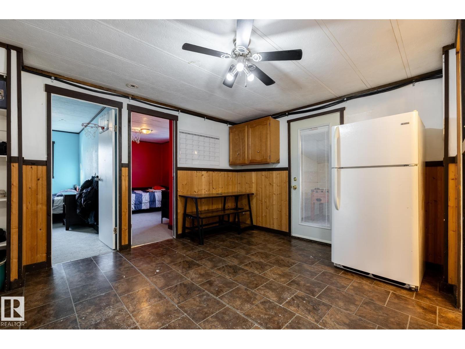 #328 53319 RGE ROAD 31 - 16