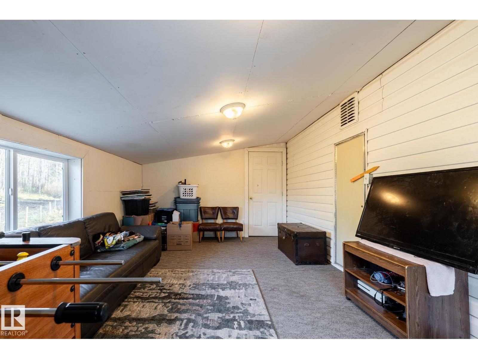 #328 53319 RGE ROAD 31 - 9
