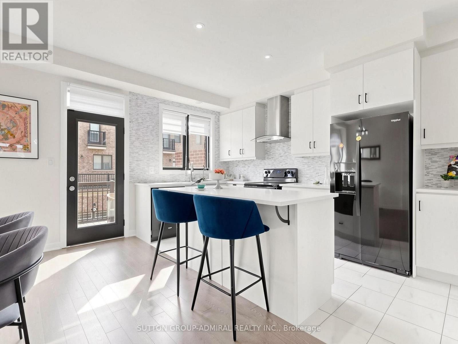 85 CASELY AVENUE - 11