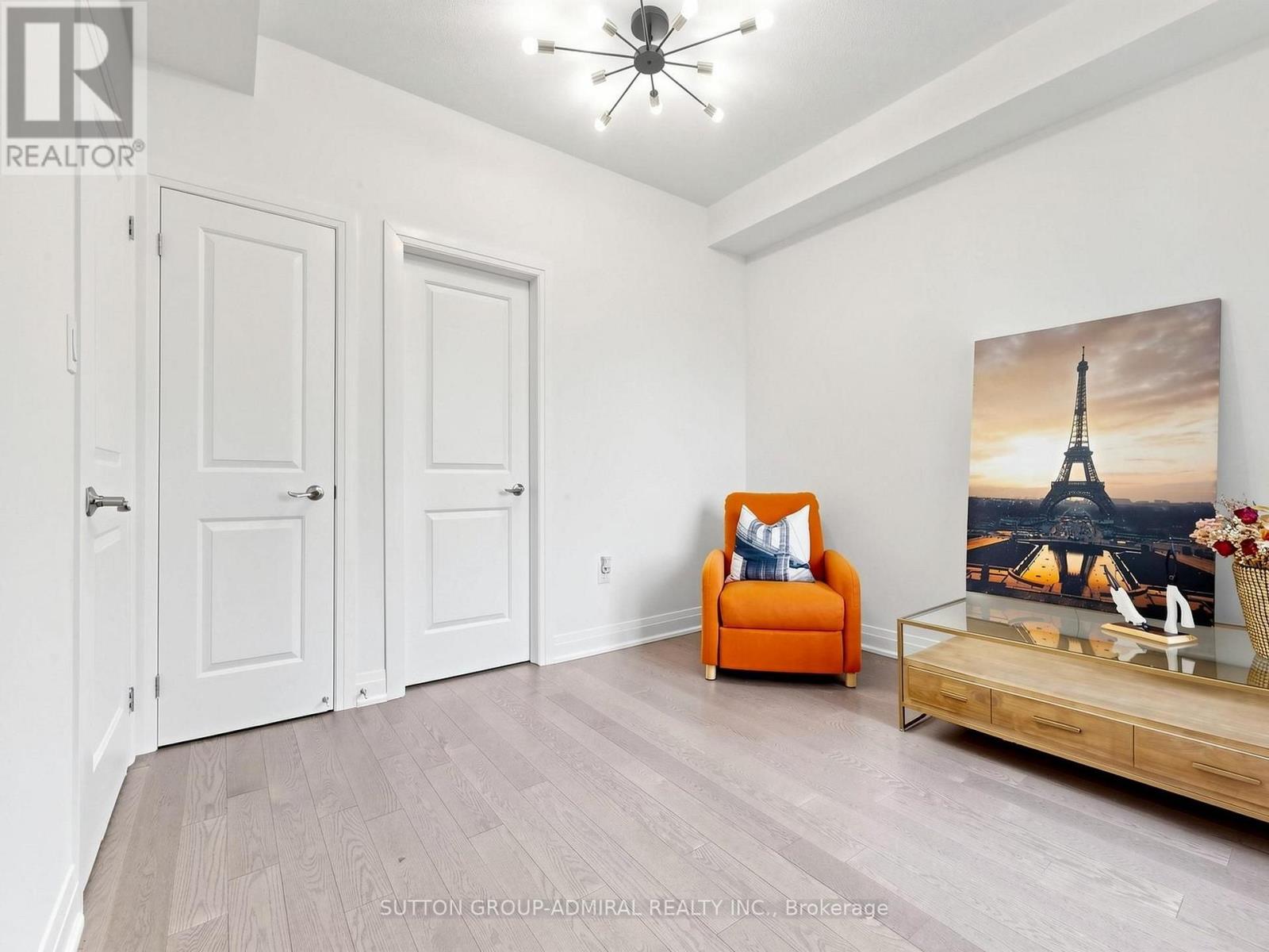 85 CASELY AVENUE - 27