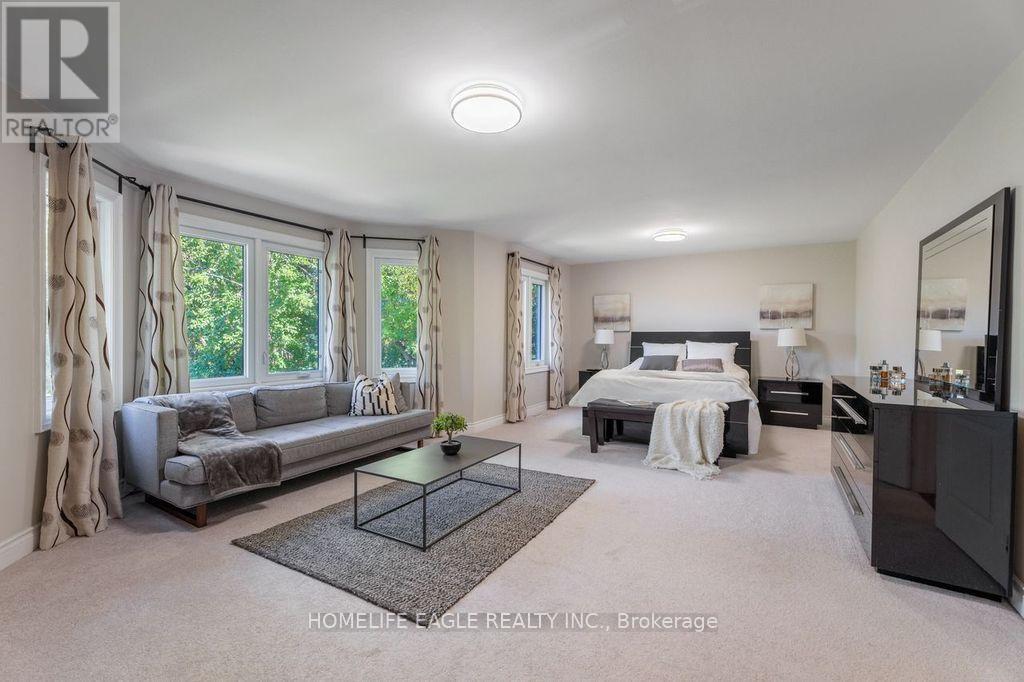 118 MAY AVENUE - 13