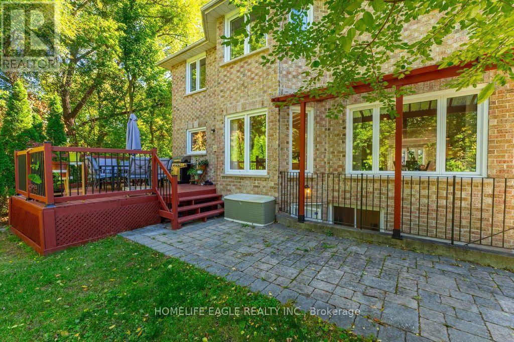 118 MAY AVENUE - 27