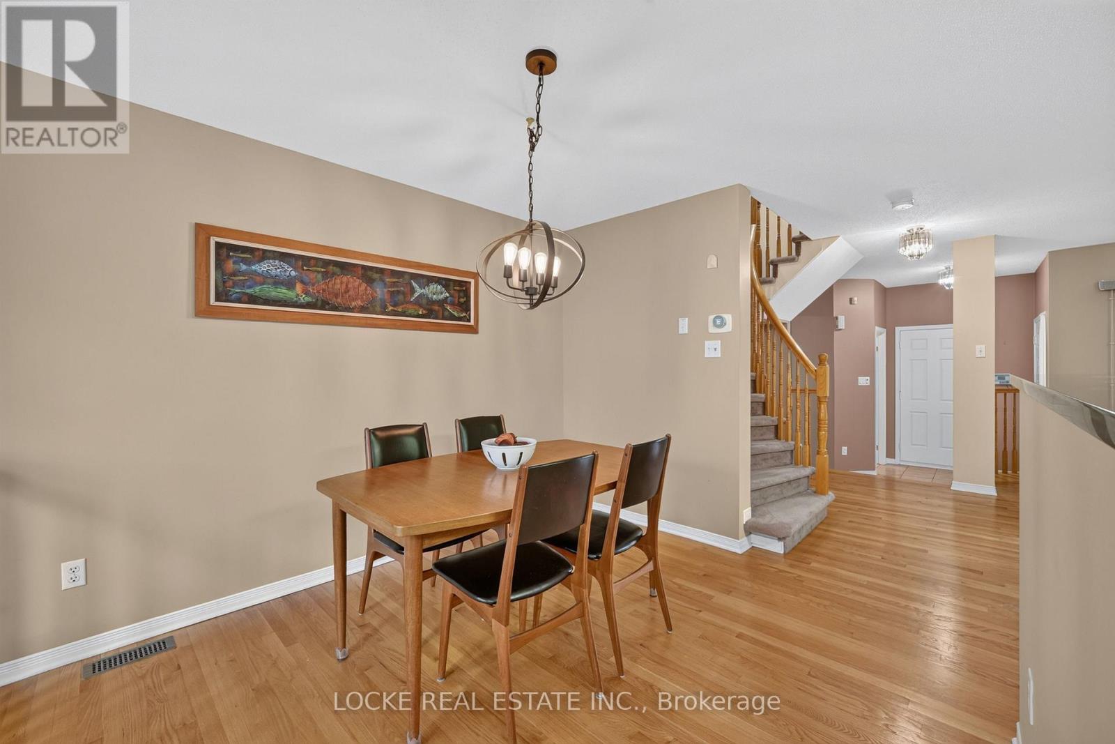 416 LAWLER CRESCENT - 10