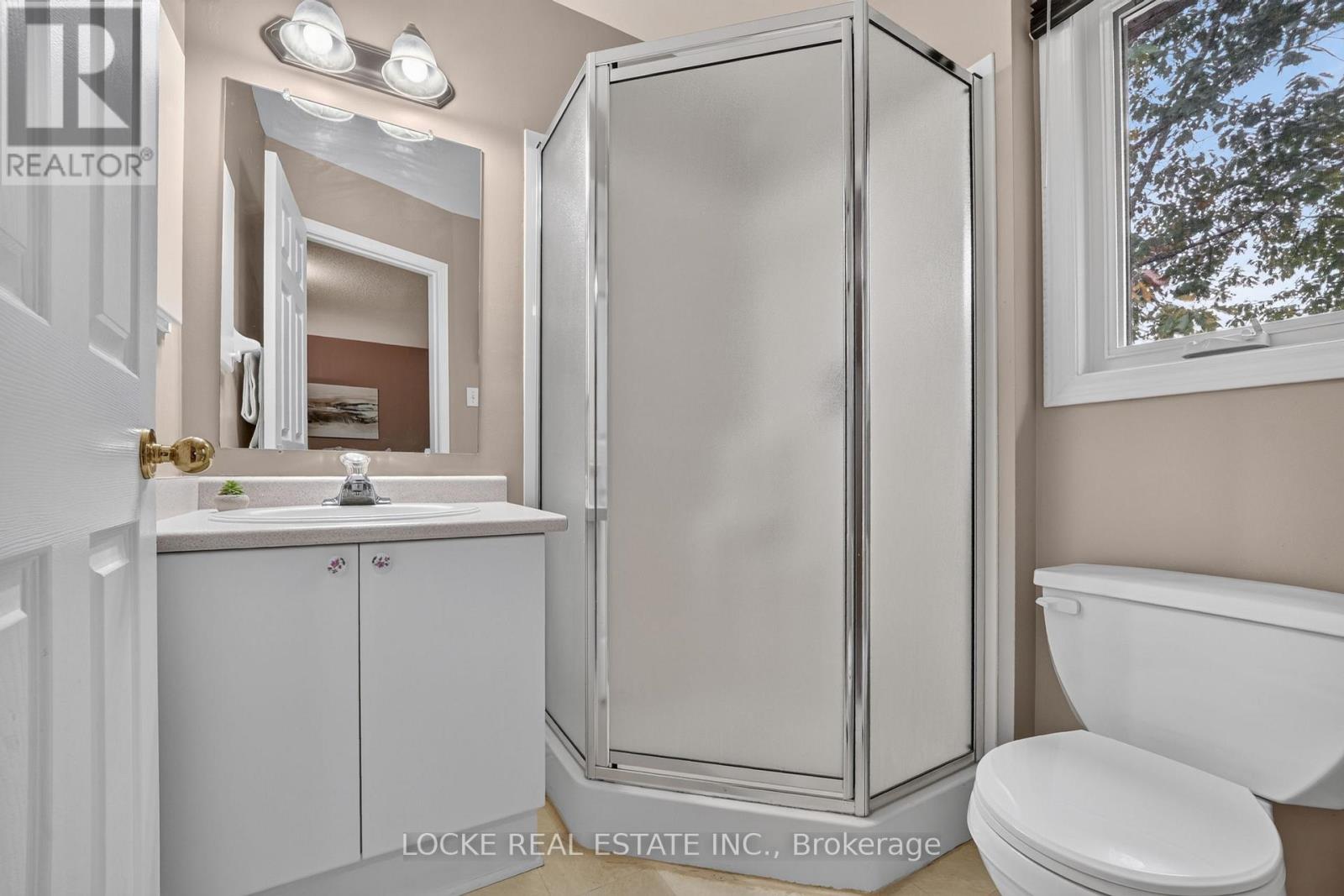 416 LAWLER CRESCENT - 25