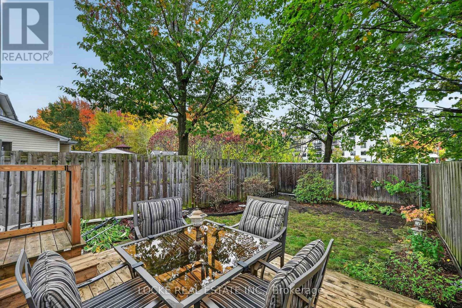 416 LAWLER CRESCENT - 39