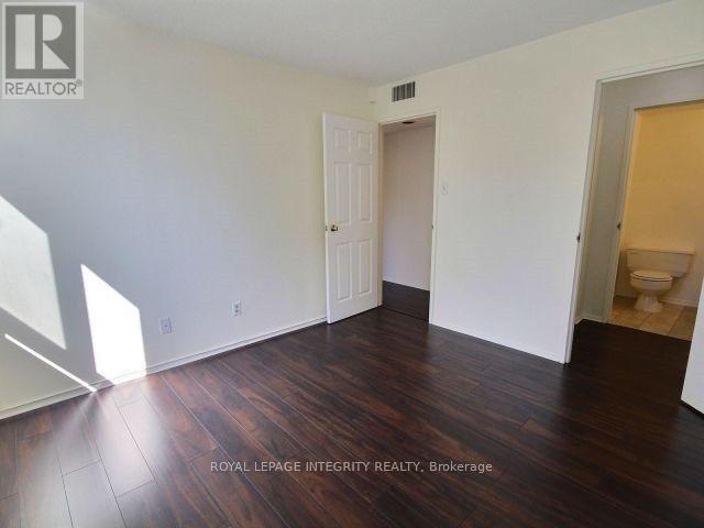 470 Laurier Avenue West — photo 7