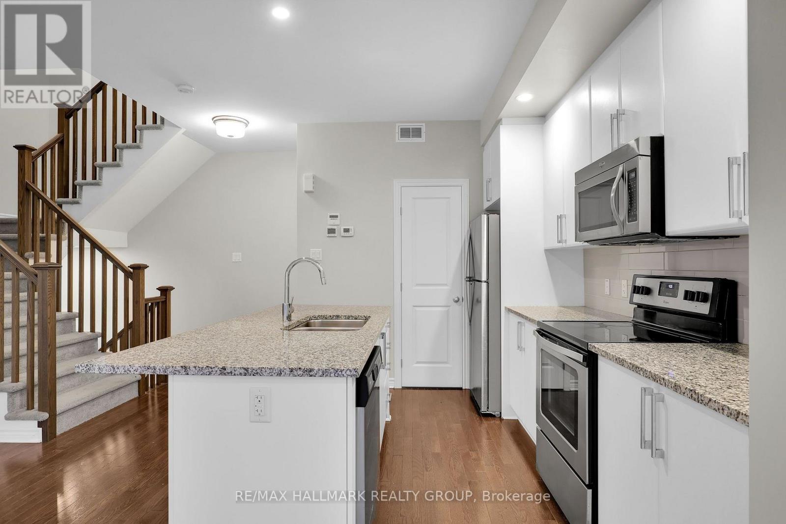 604 Chaperal Private — photo 14