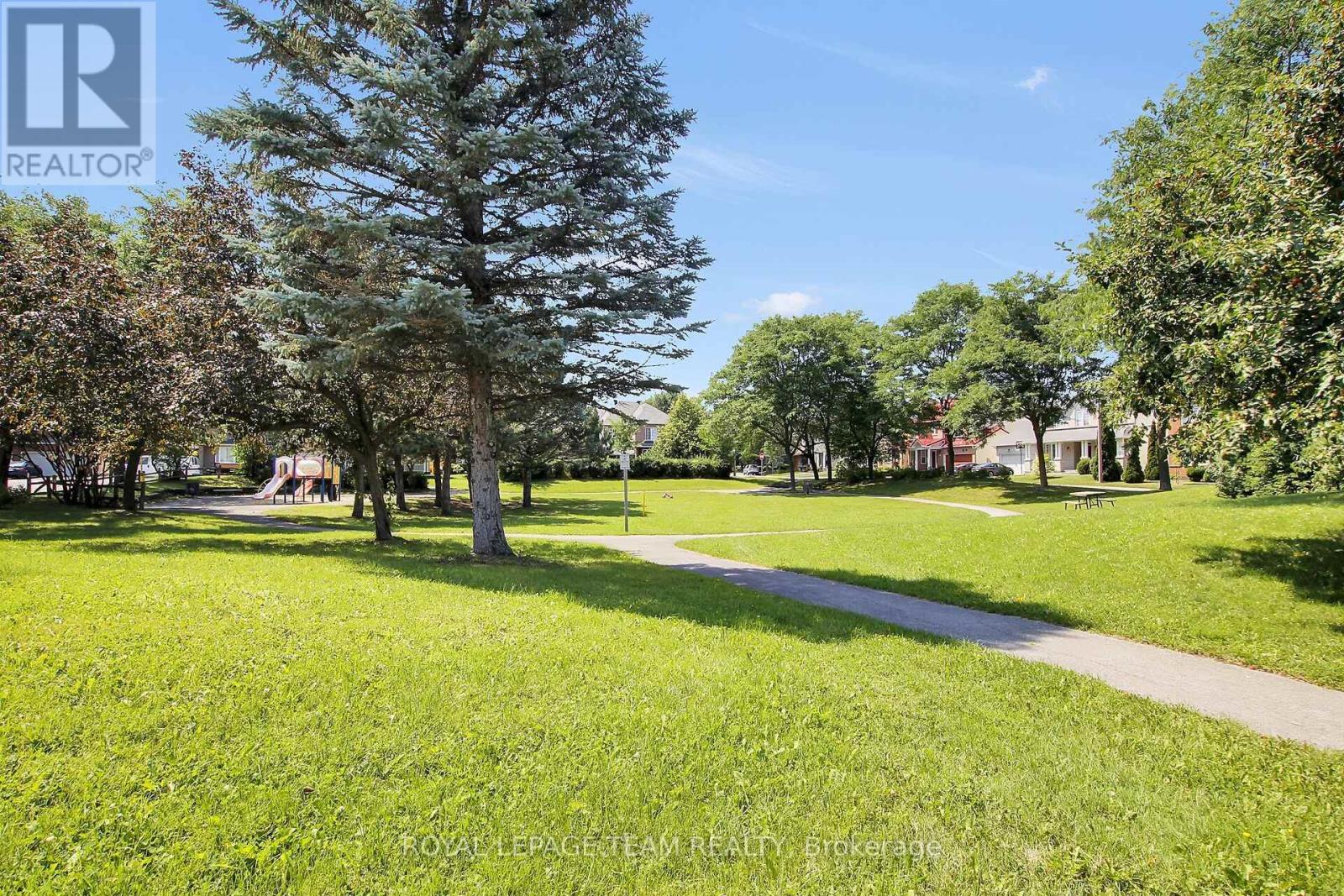 9 Mersey Drive — photo 43
