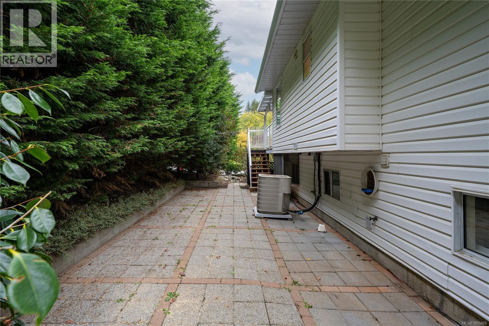 1001 Timberwood Dr - 34