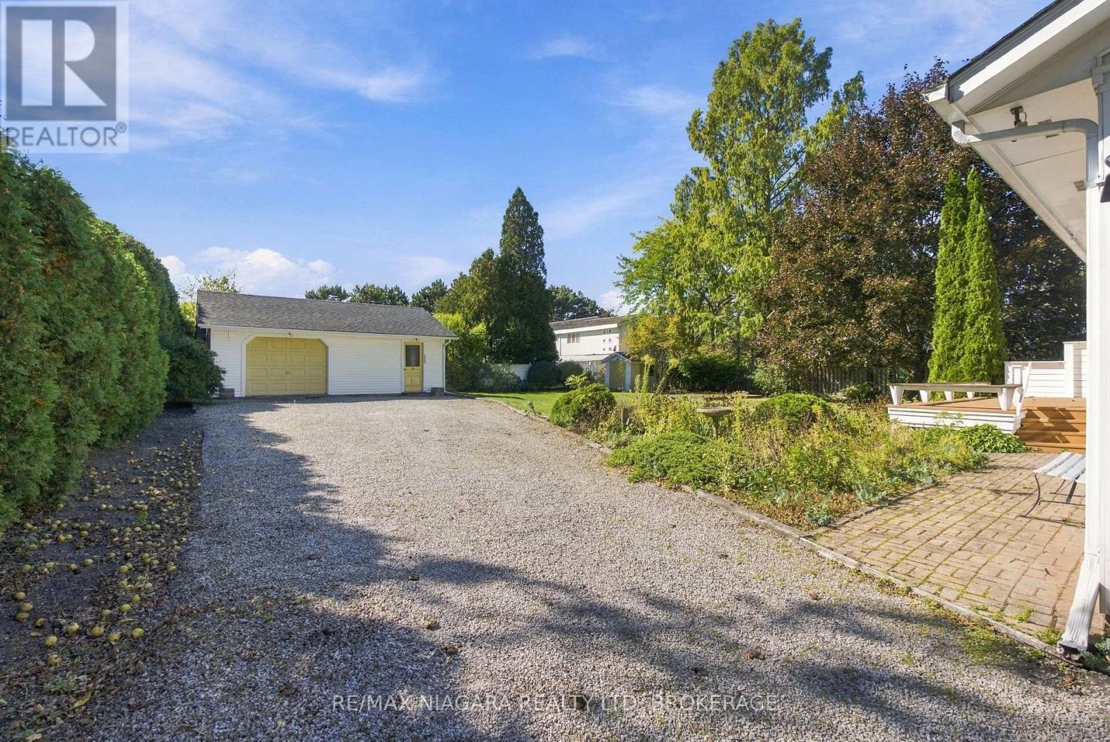 478 Johnson Street — photo 42
