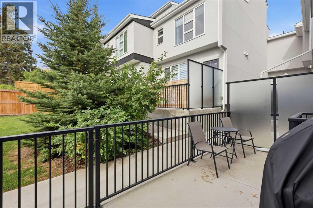 3209 16 Street SW - photo 40