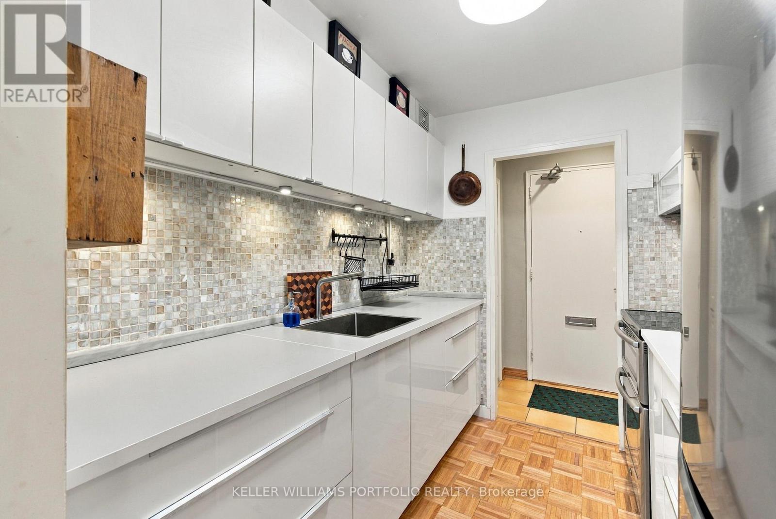 108- 100 Coe Hill Drive, Toronto, ON photo 11