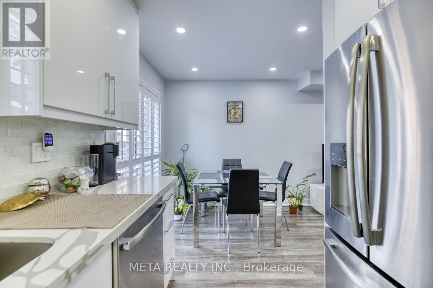131 Saddletree Trail, Brampton, ON photo 12