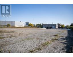 1810 Ironstone Drive, Burlington, ON L7L5V3 Photo 11