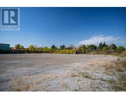 1810 Ironstone Drive, Burlington, ON L7L5V3 Photo 14