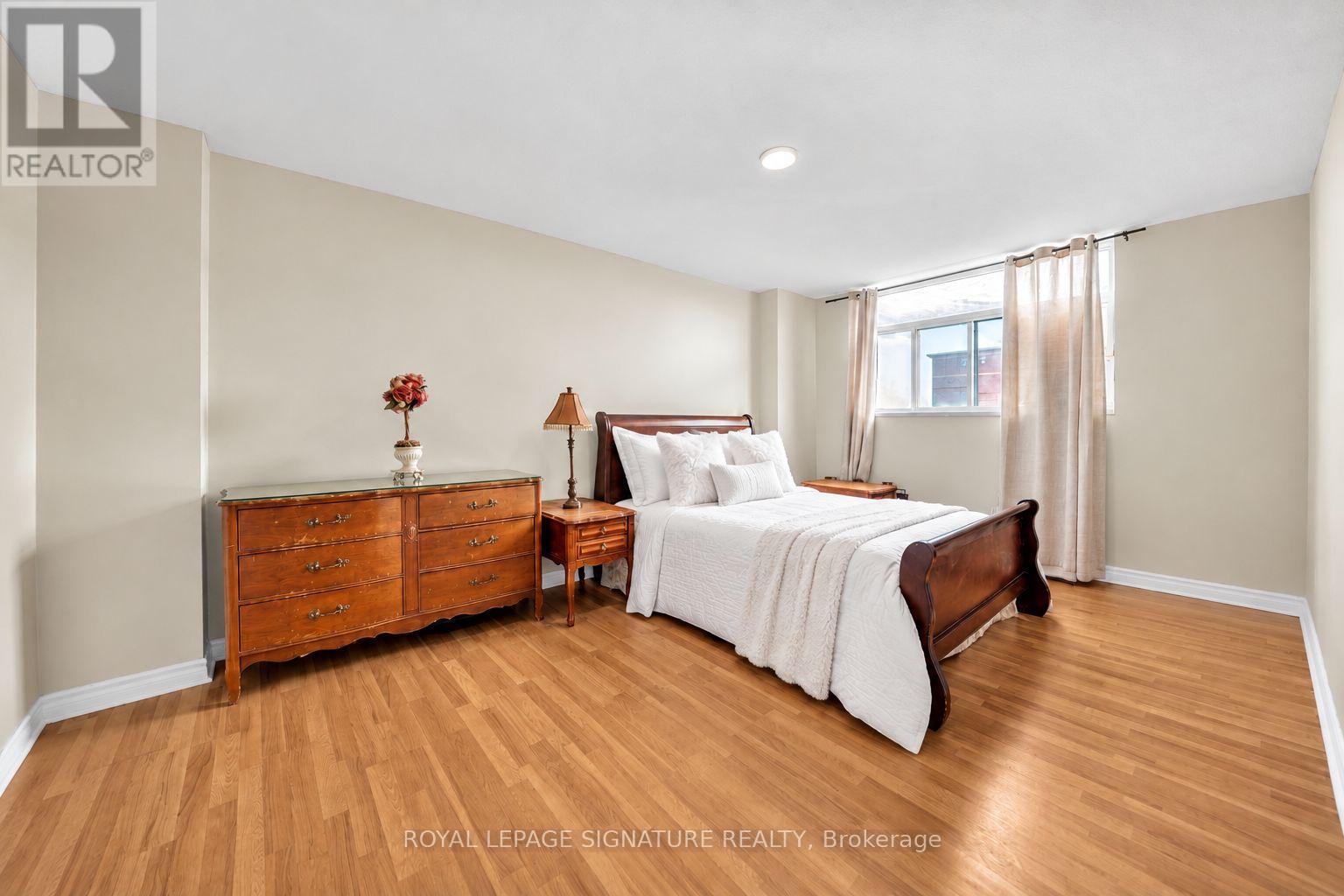 402- 5 Frith Road, Toronto, ON photo 10