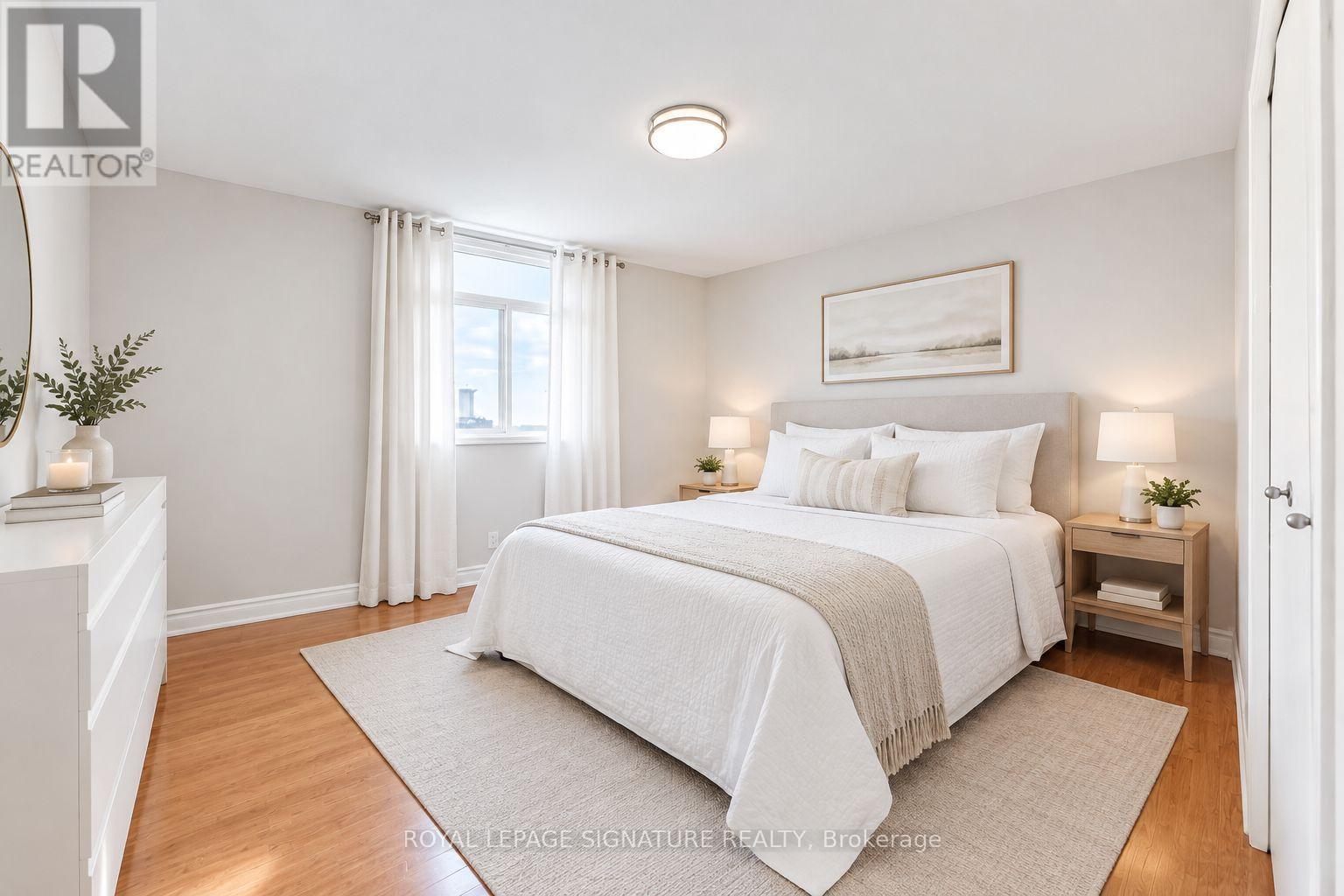 402- 5 Frith Road, Toronto, ON photo 13
