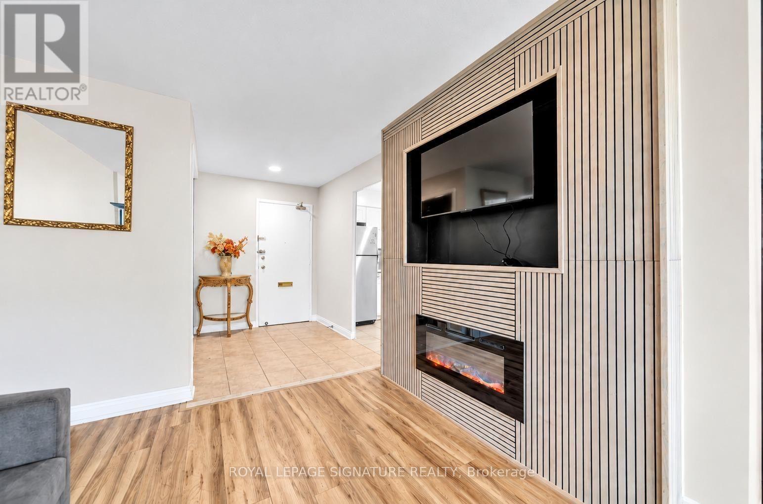 402- 5 Frith Road, Toronto, ON photo 5