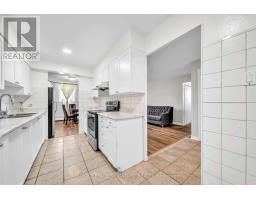 402 - 5 Frith Road, Toronto, ON M3N2L5 Photo 8