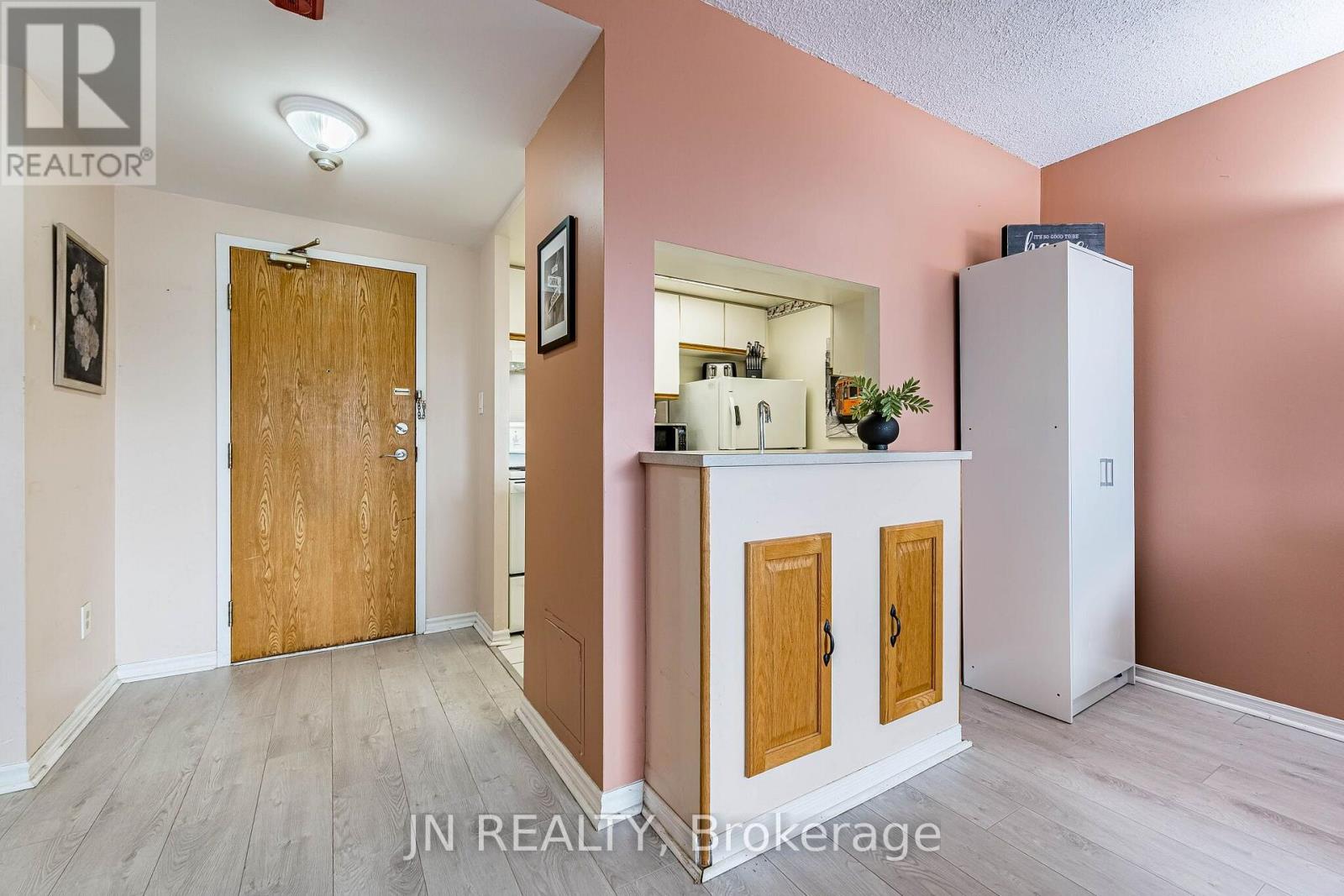428- 8351 Mclaughlin Road, Brampton, ON photo 5