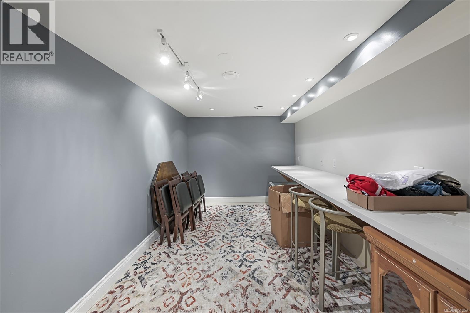 543 Marine View - 80