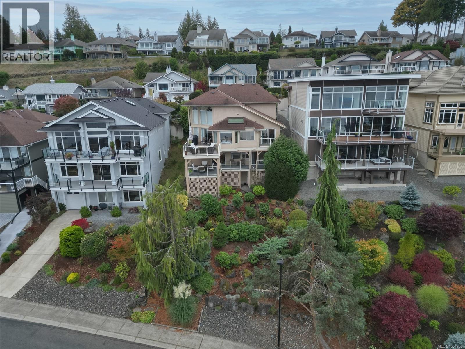 543 Marine View - 92