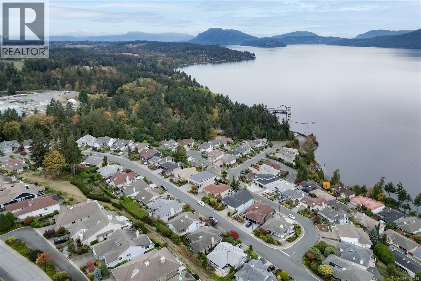 543 Marine View - 97