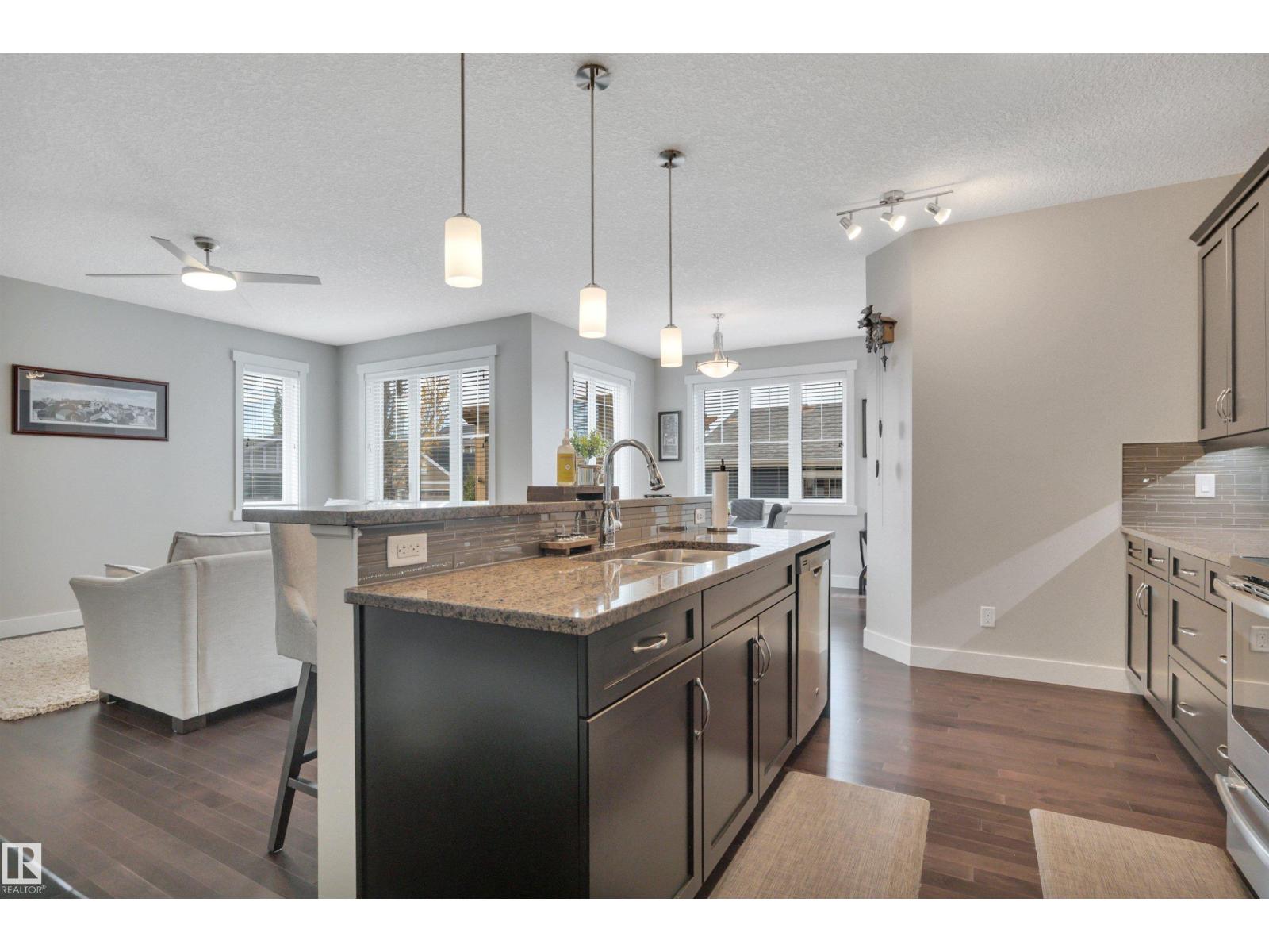 293 GRIESBACH RD NW - 16