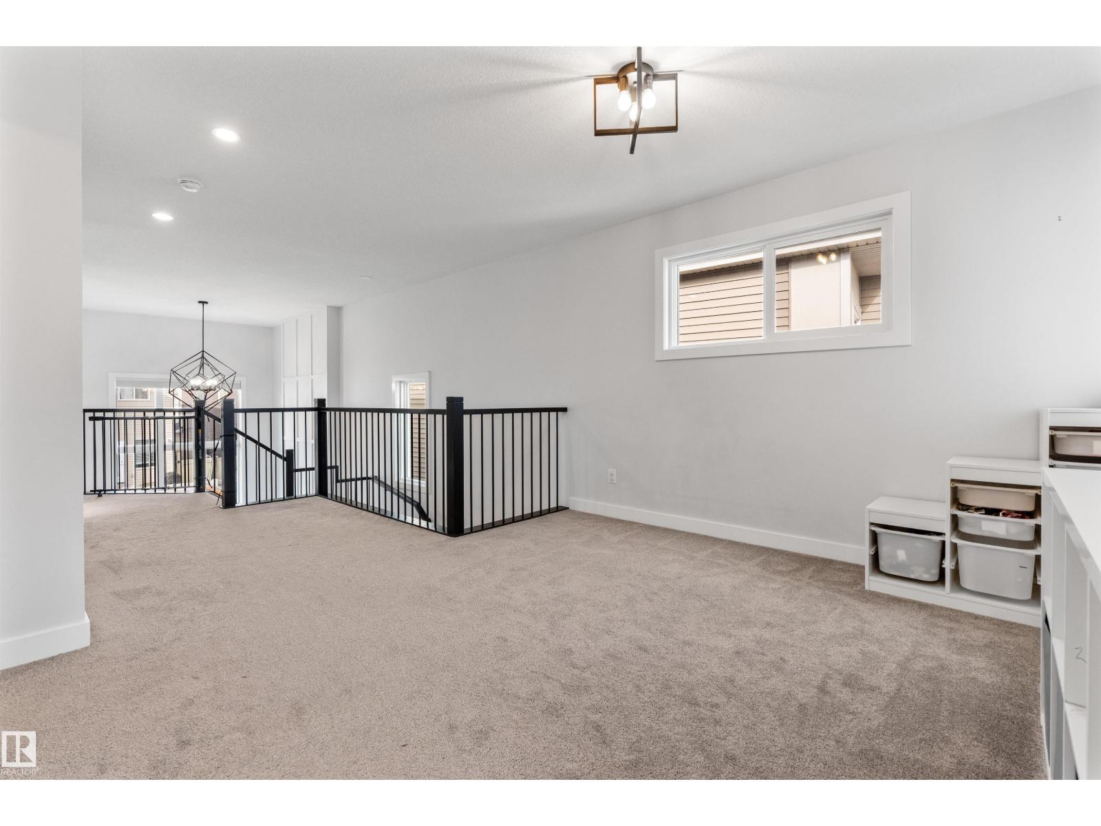 35 MEADOWBROOK WY - 27