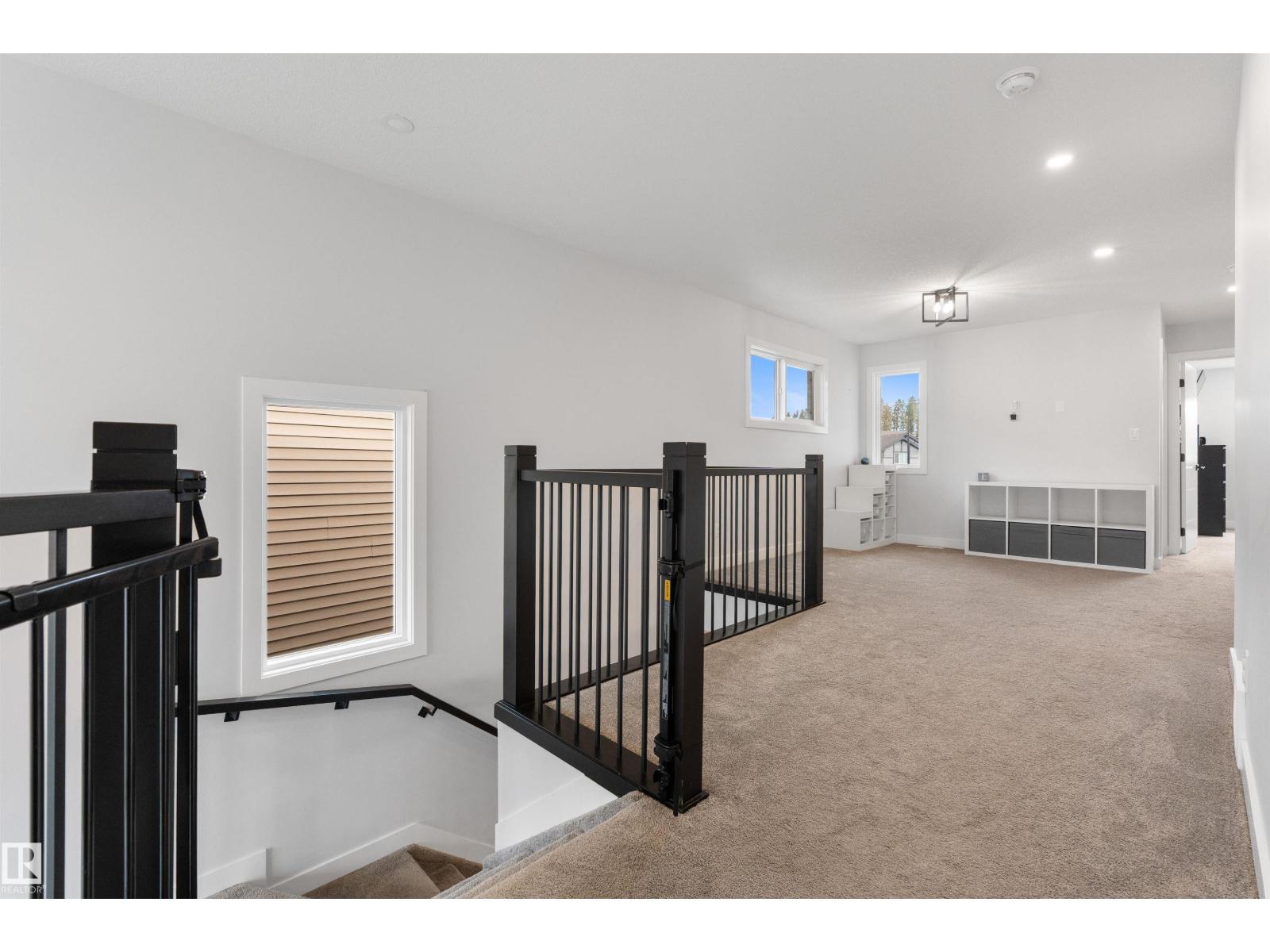 35 MEADOWBROOK WY - Image 26