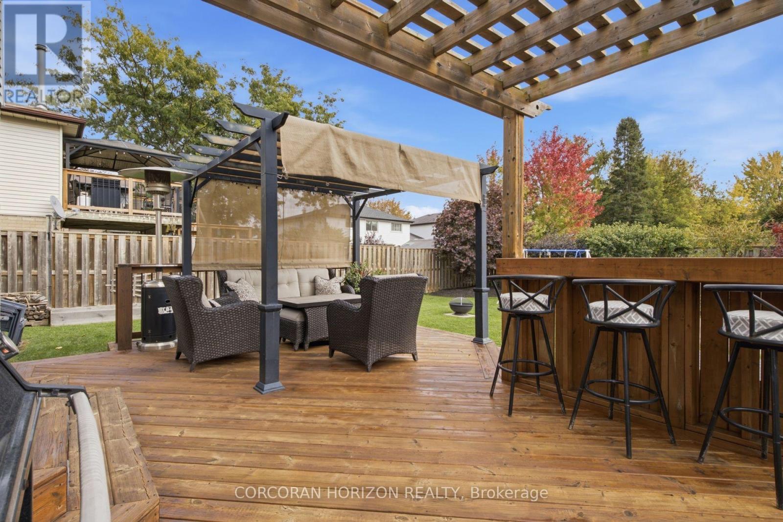 11 SANDALWOOD DRIVE - 29