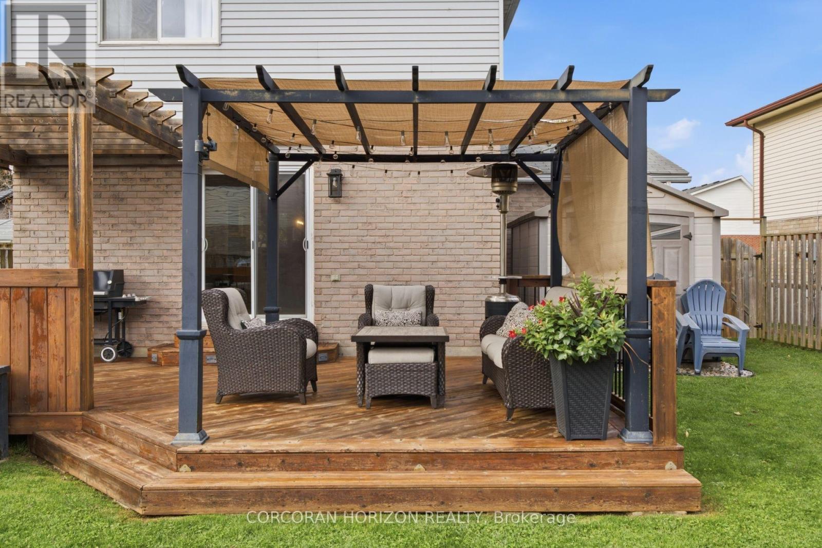 11 Sandalwood Drive, Cambridge, ON photo 32