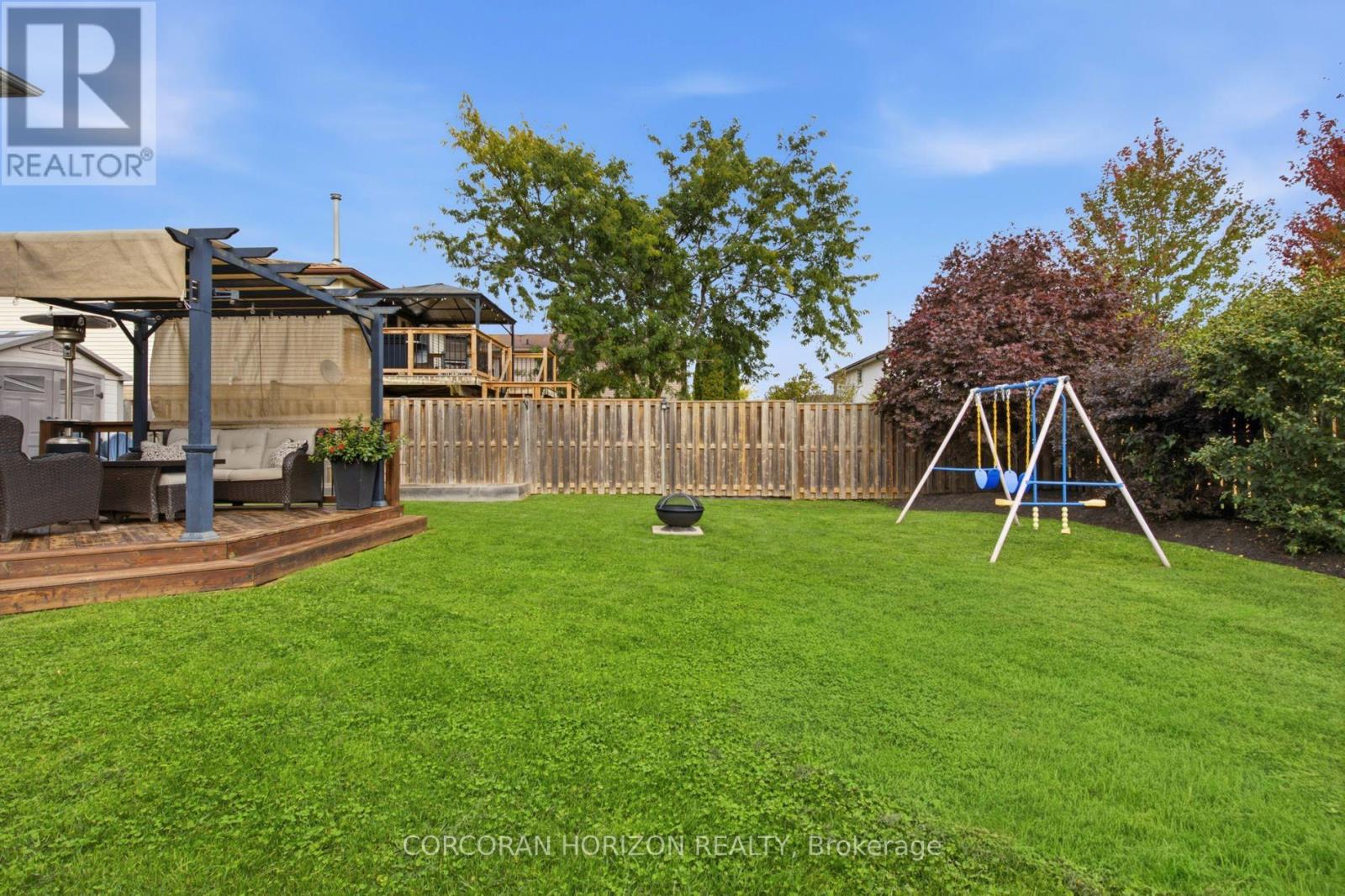 11 SANDALWOOD DRIVE - 34