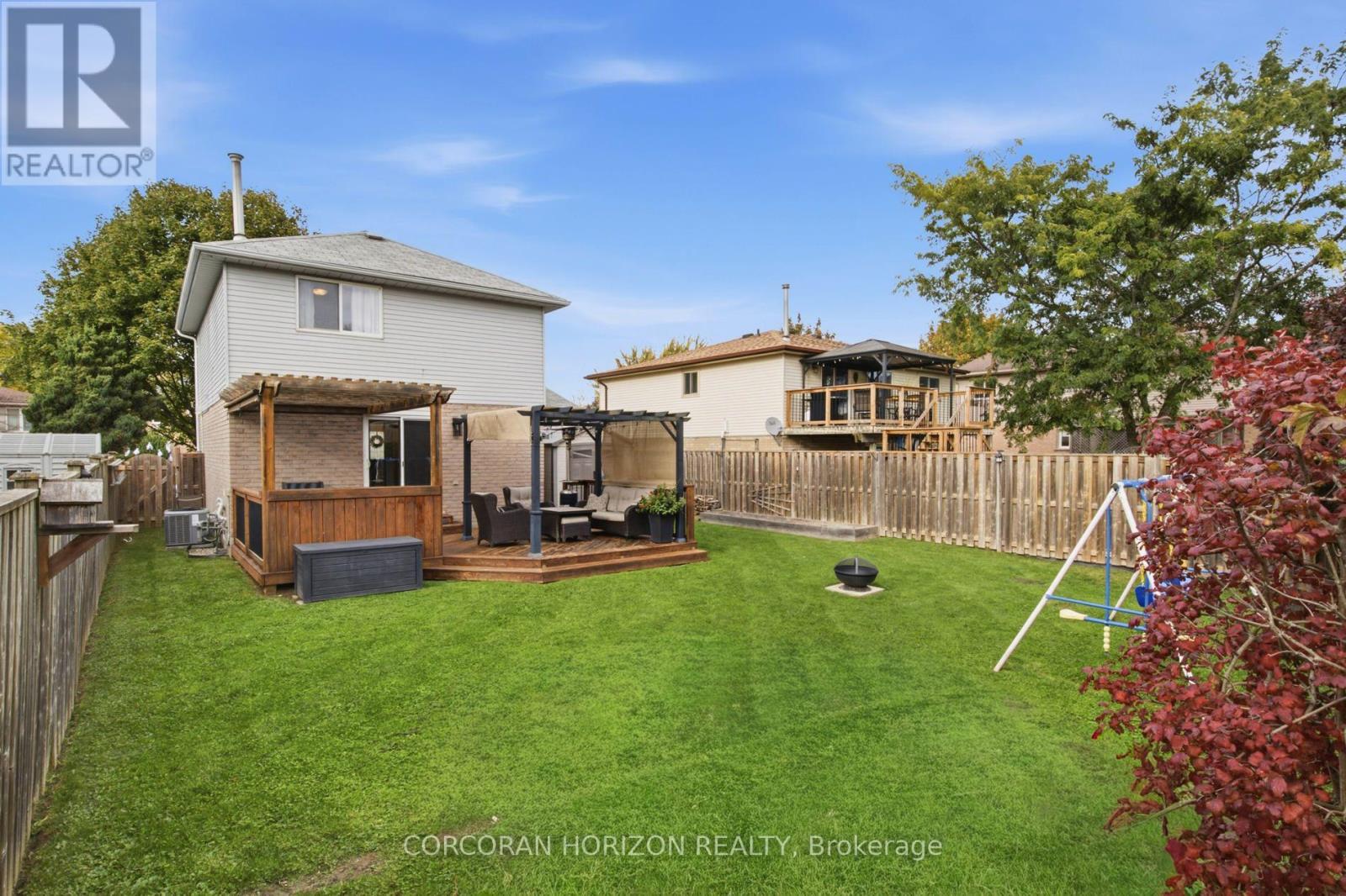 11 SANDALWOOD DRIVE - 35