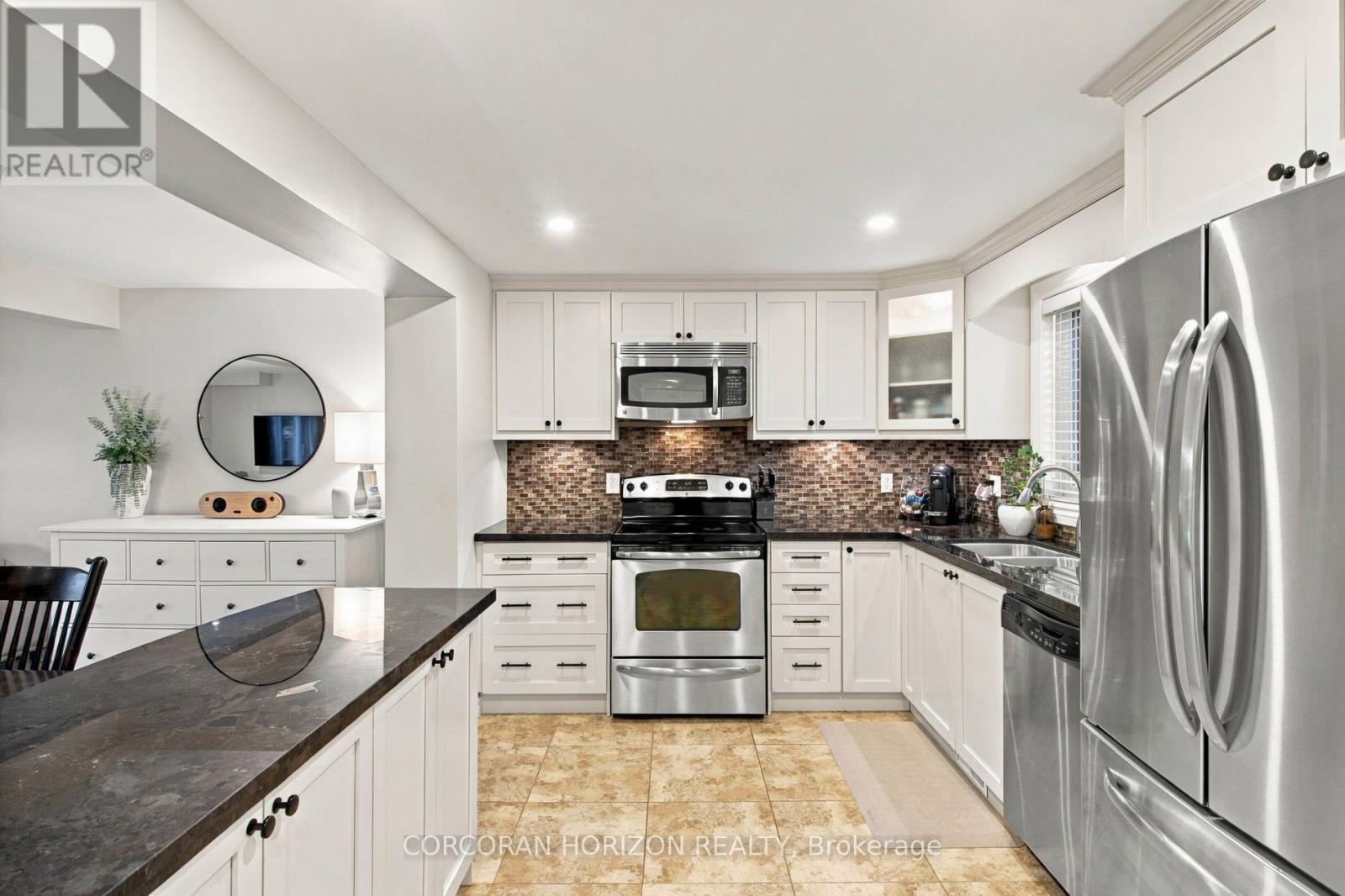 11 SANDALWOOD DRIVE - 9
