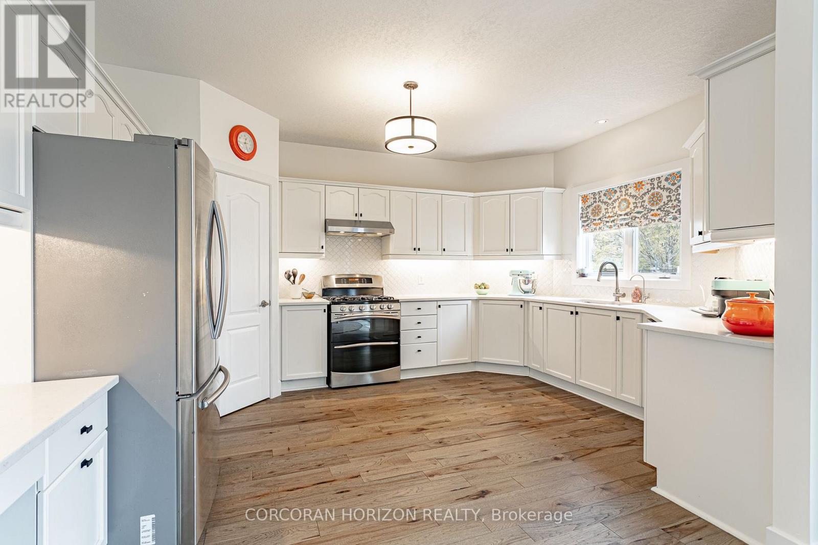 312 Schooner Crescent, Waterloo, ON photo 12