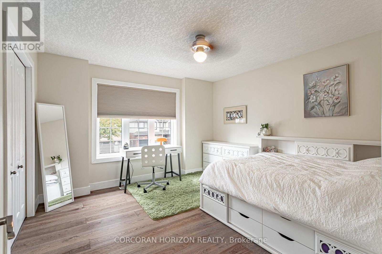 312 Schooner Crescent, Waterloo, ON photo 24