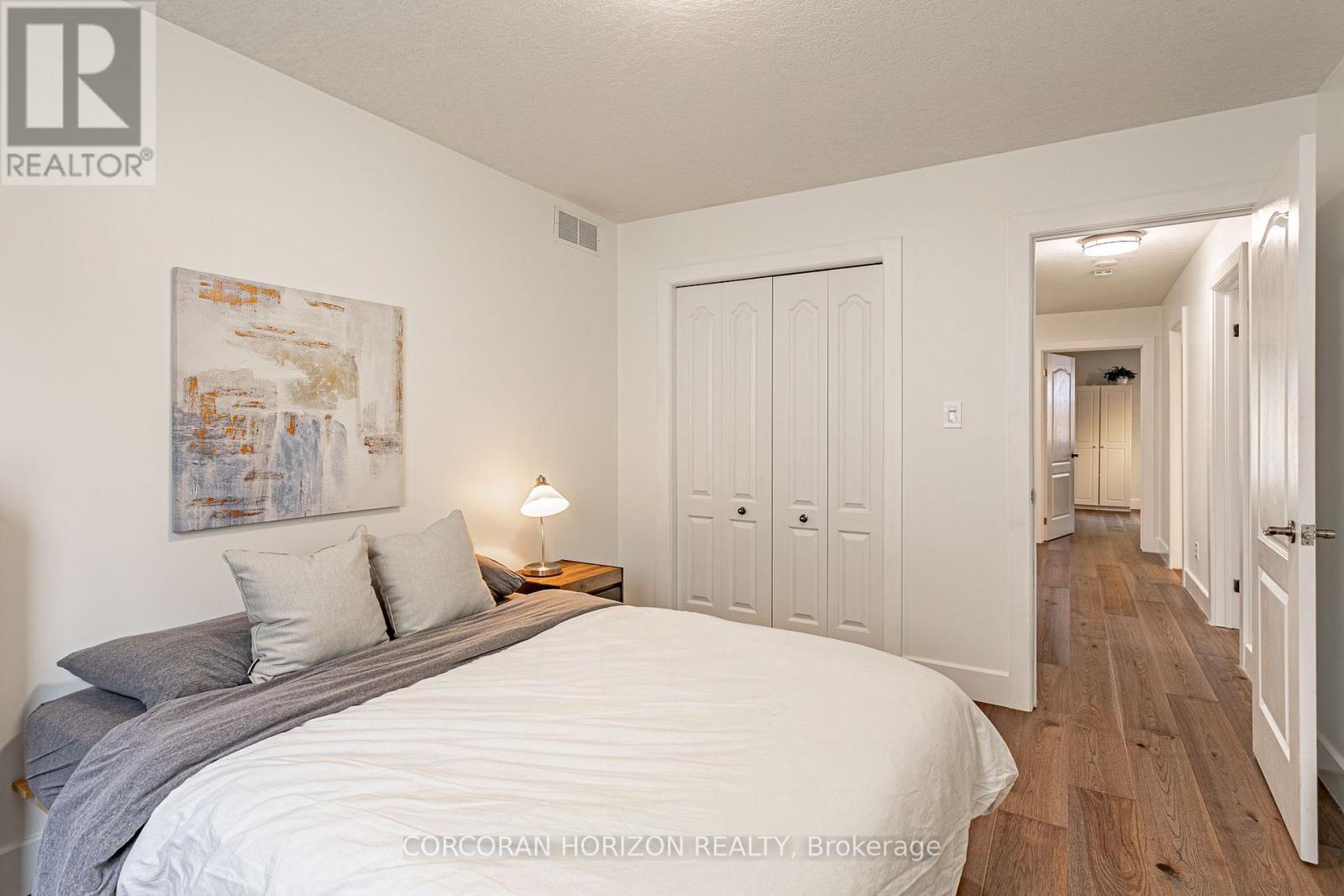 312 SCHOONER CRESCENT - 27