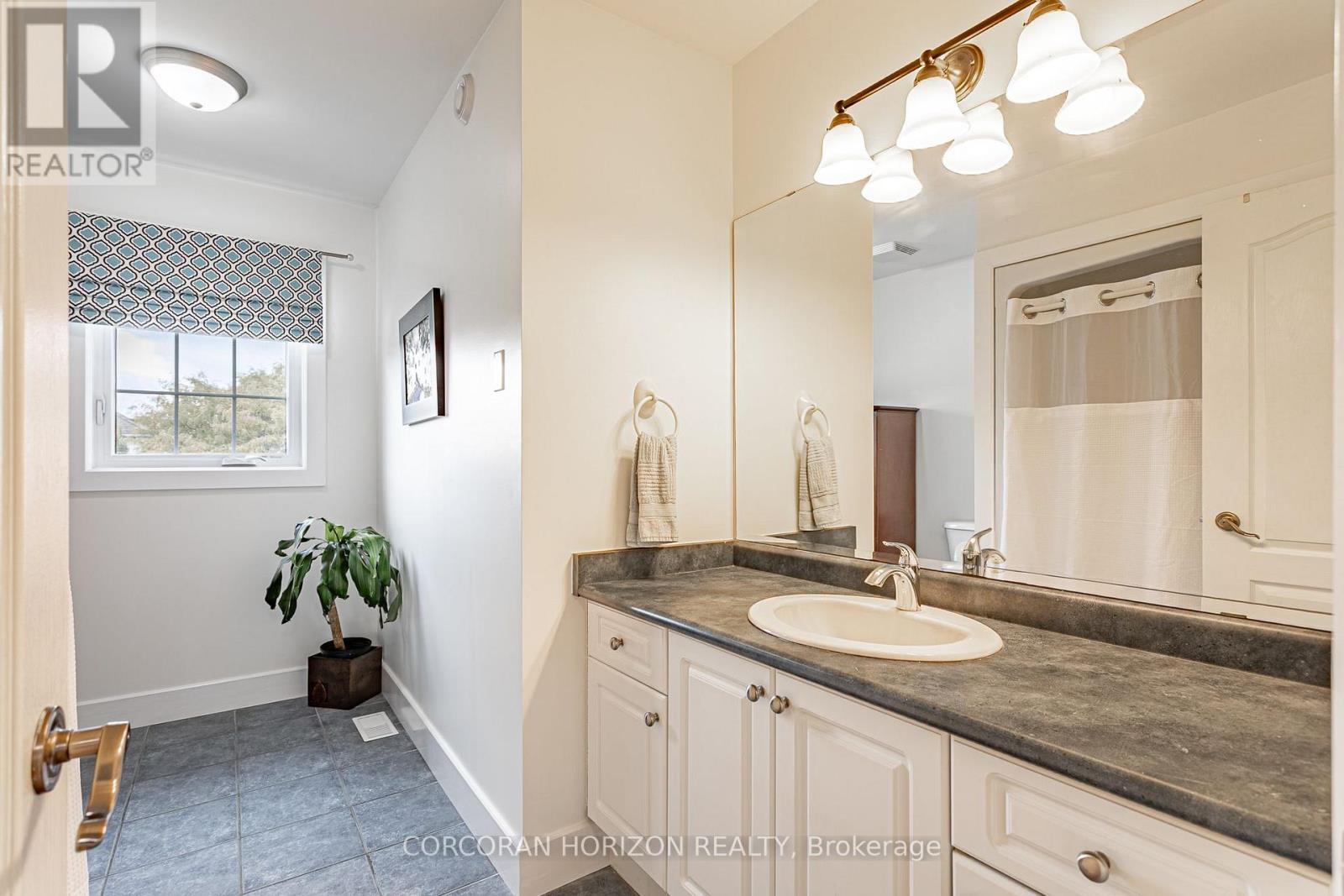 312 Schooner Crescent, Waterloo, ON photo 30
