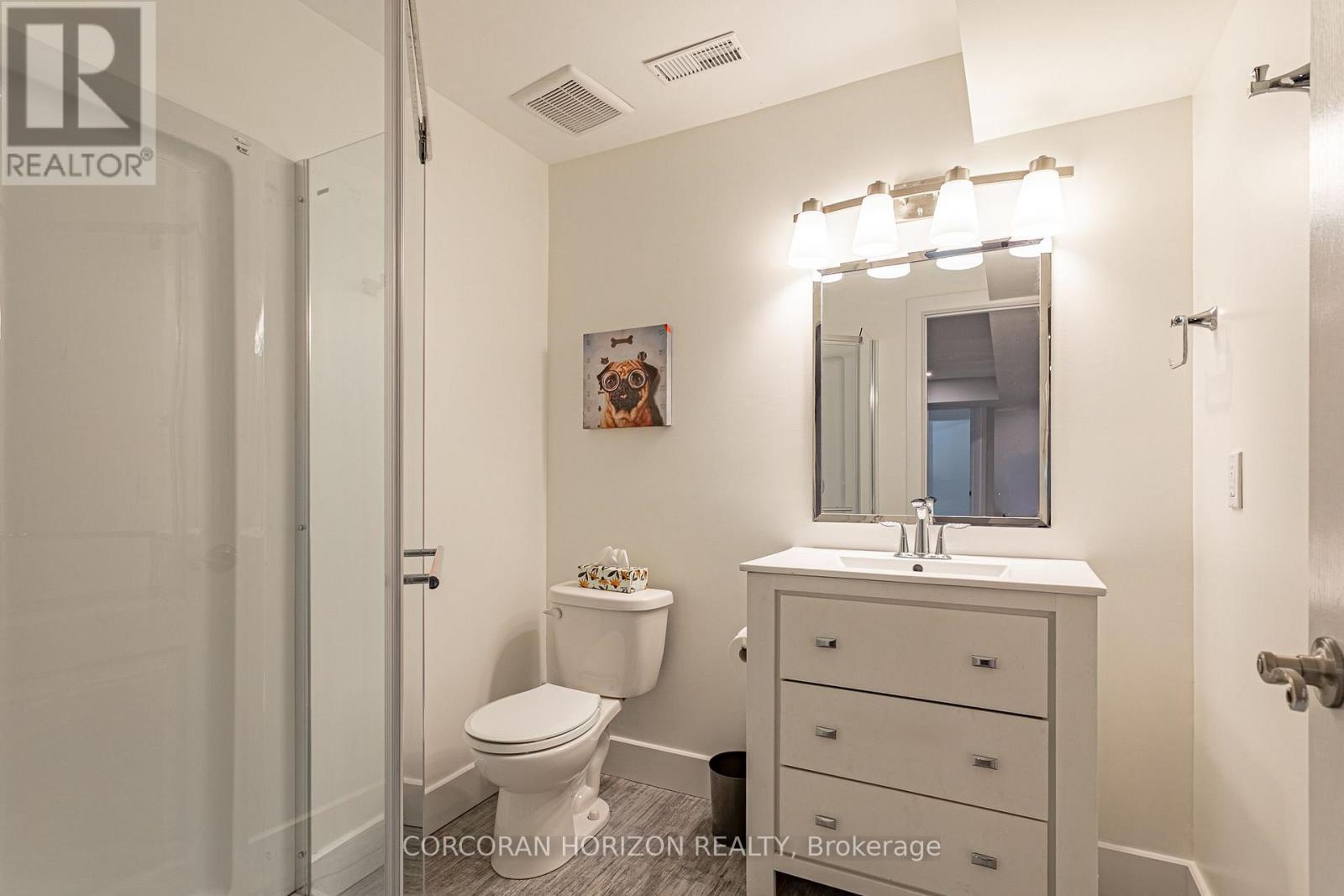 312 SCHOONER CRESCENT - 40