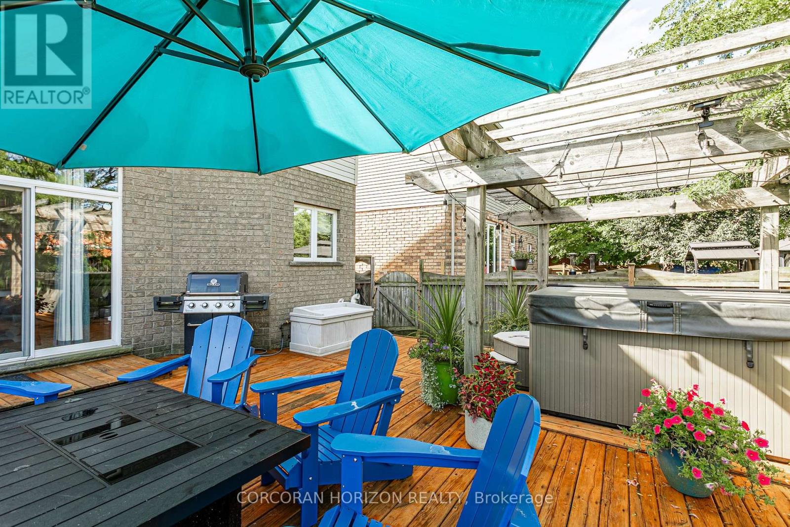 312 Schooner Crescent, Waterloo, ON photo 44