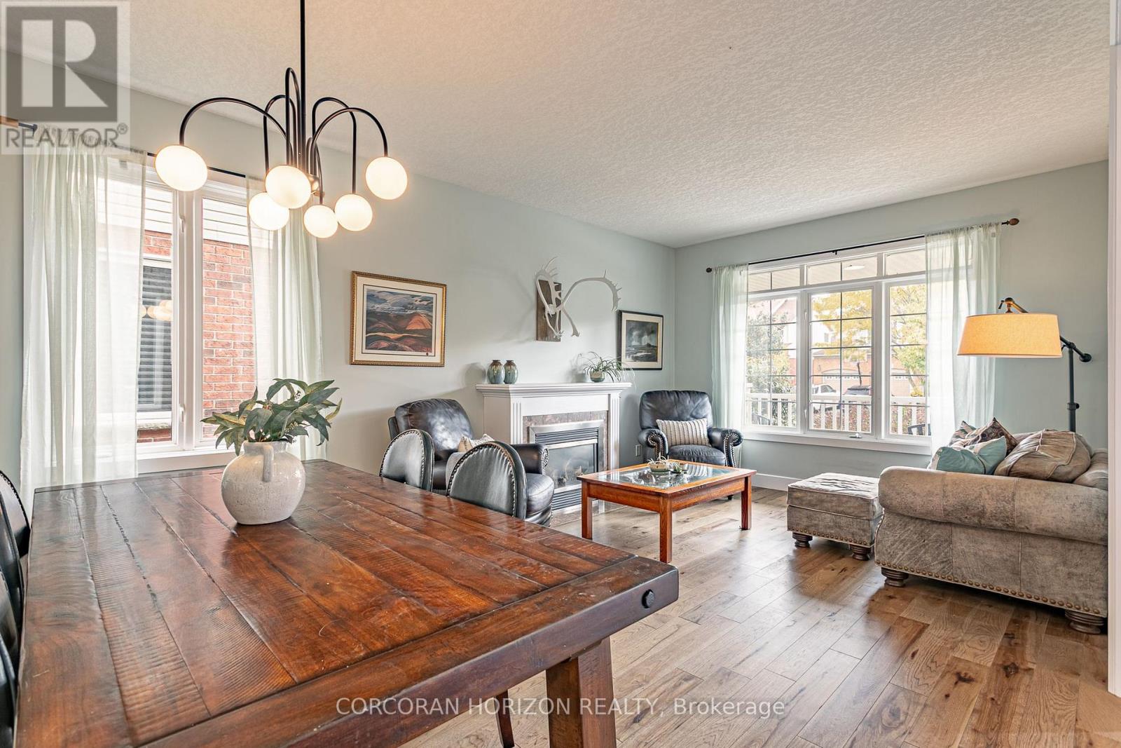 312 Schooner Crescent, Waterloo, ON photo 7