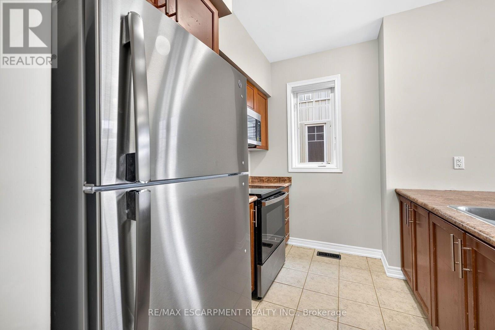 84- 6 Chestnut Drive, Grimsby, ON photo 15