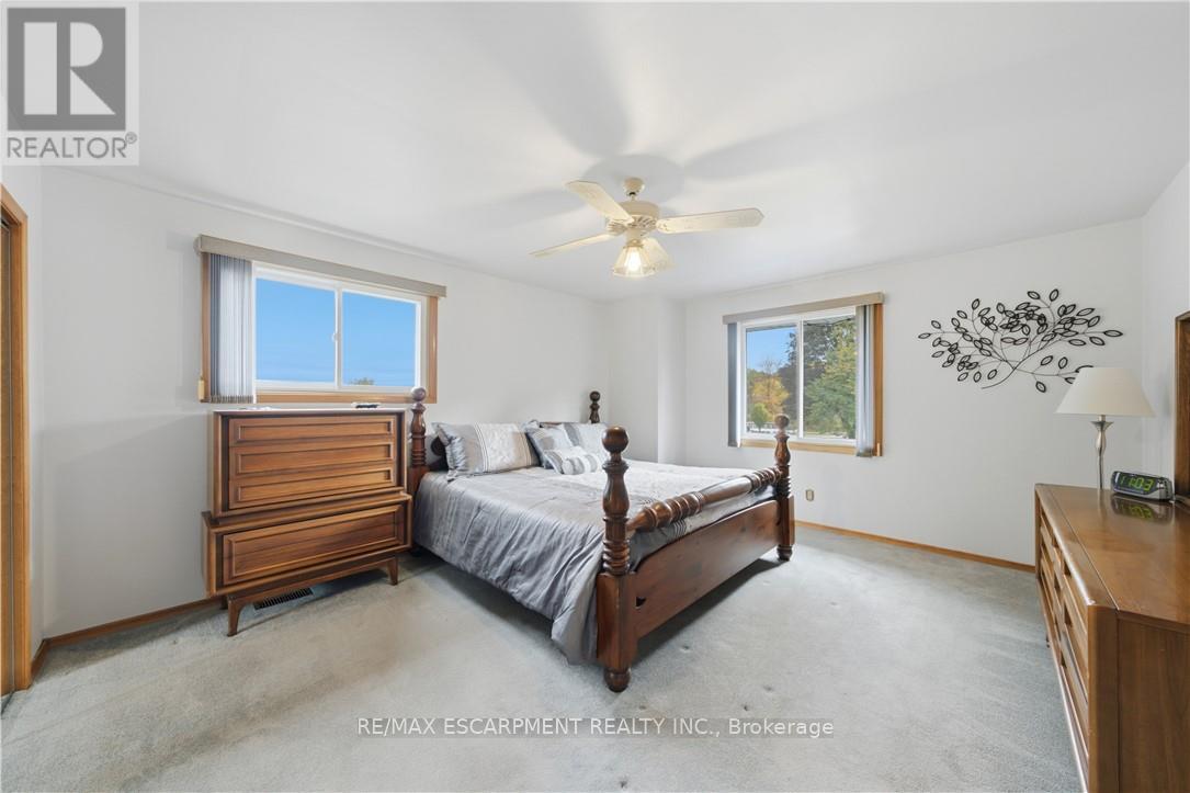 24 West 32nd Street, Hamilton, ON photo 22