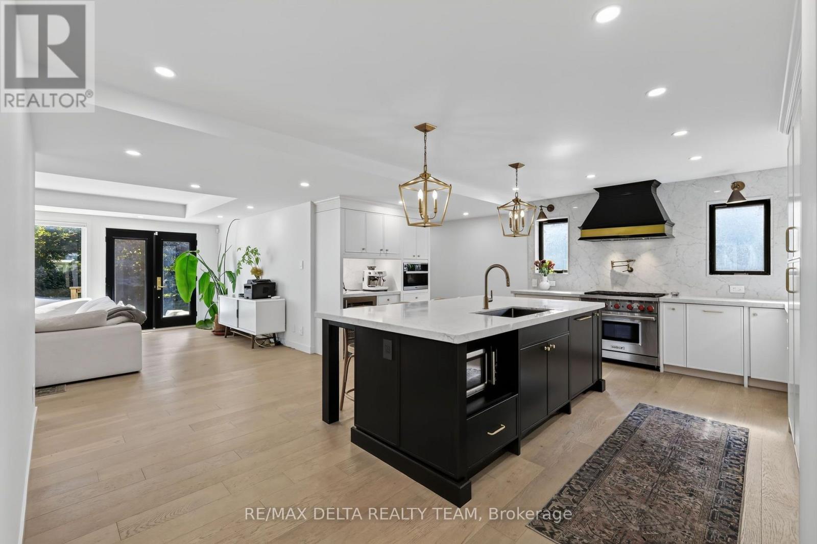 489 Evered Avenue — photo 7