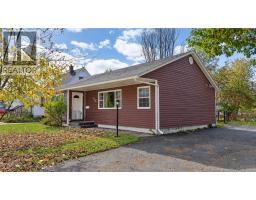 Living room/Dining room - 660 Philip Street, Fredericton, NB E3A2Y4 Photo 7