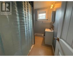 180 East Street thumbnail 11